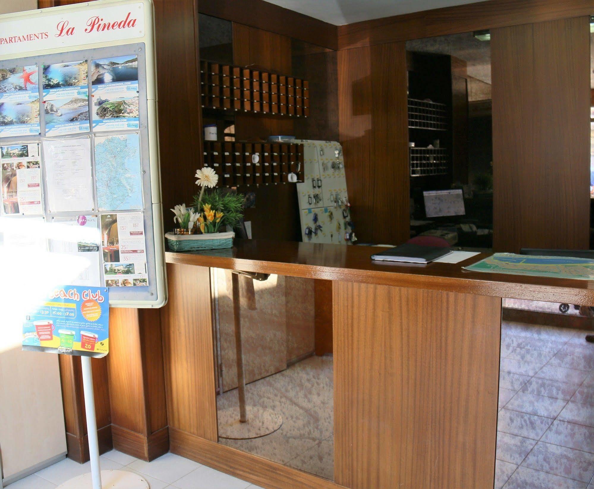 Rvapartaments La Pineda L'Estartit Bagian luar foto
